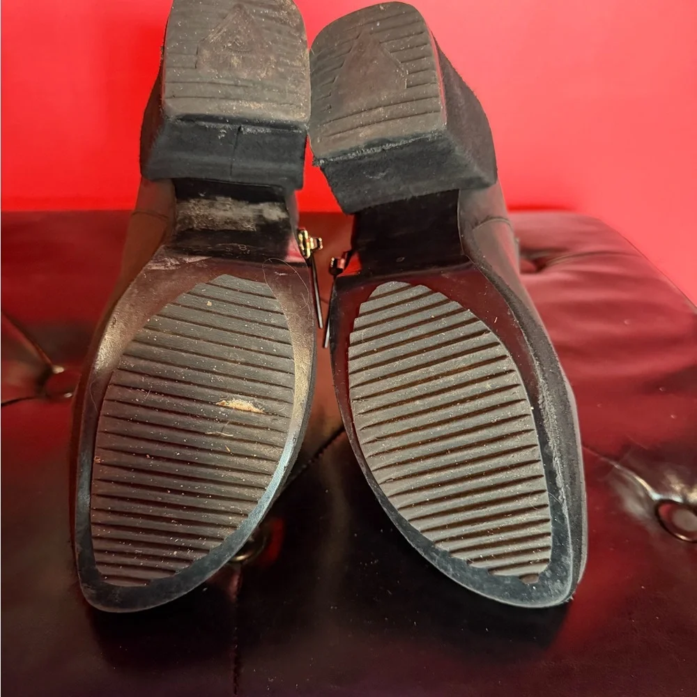 John Fluevog Black Leather Platform Ankle Boots - Picture 8 of 8